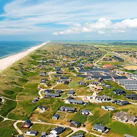 4 Person On A Appartamento