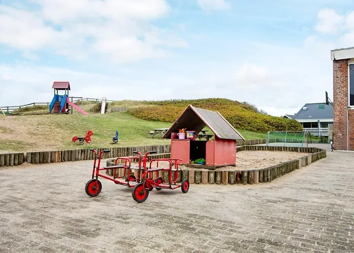 Apartment 4 Person On A