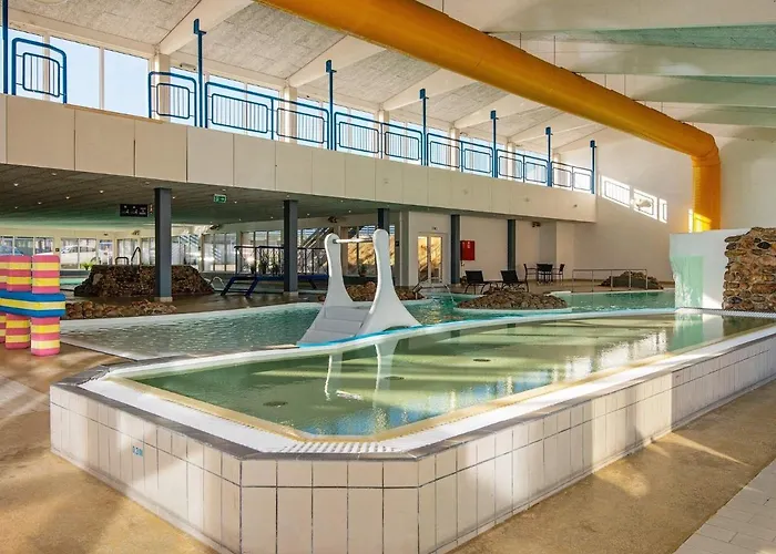 4 Person On A Apartment