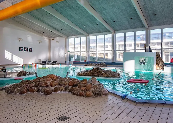 Apartment 4 Person On A